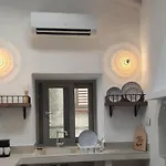 דירה Maya