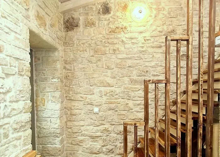 Maya Appartement Lákka